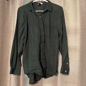 Universal Thread Long Sleeve Button Down Shirt